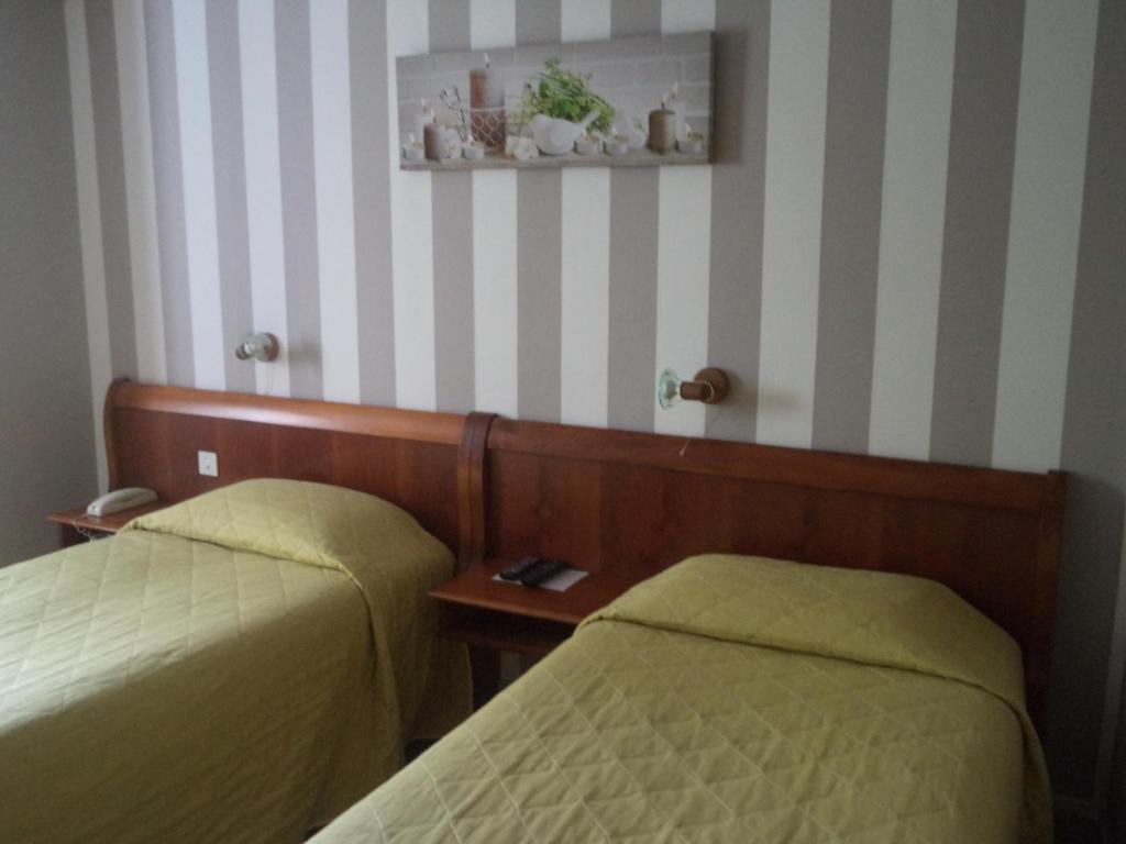 Cit'Hotel Avallon Vauban Экстерьер фото