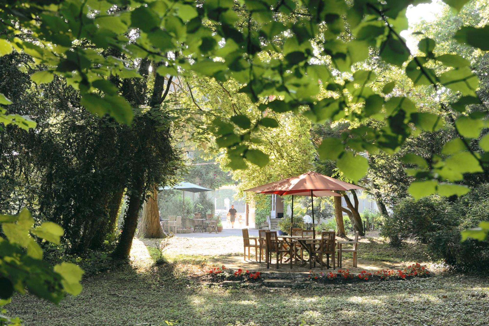 Cit'Hotel Avallon Vauban Экстерьер фото